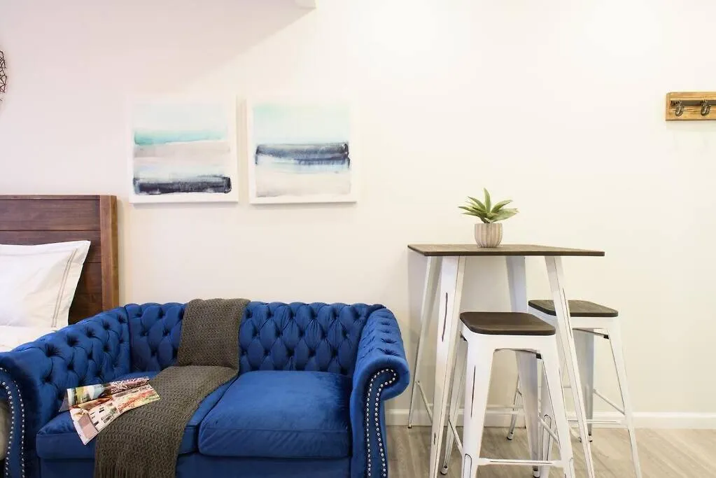 240-5 New Prime Location Studio W&D In Unit 纽约